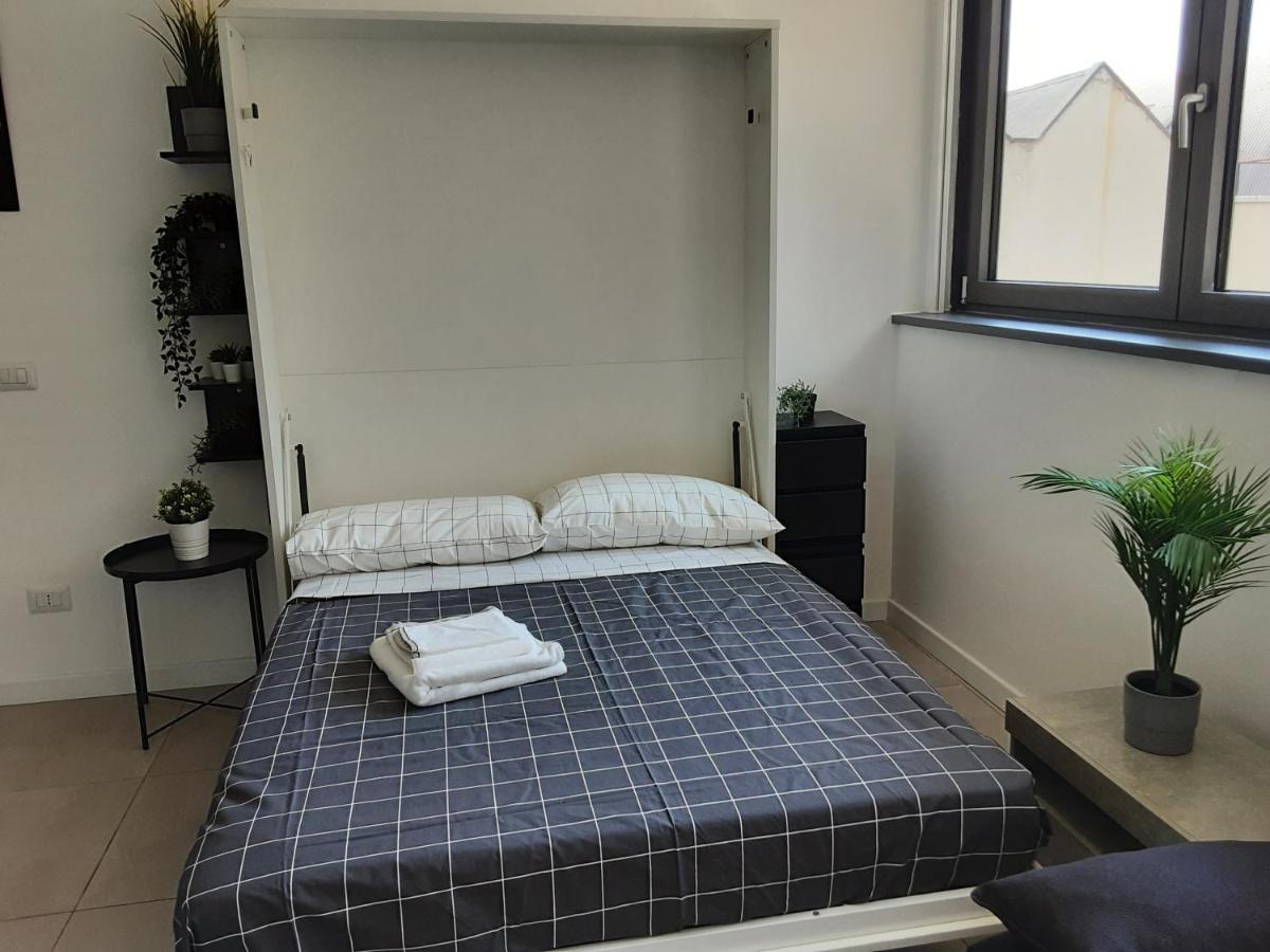 Apartment Mg Peonia Mailand